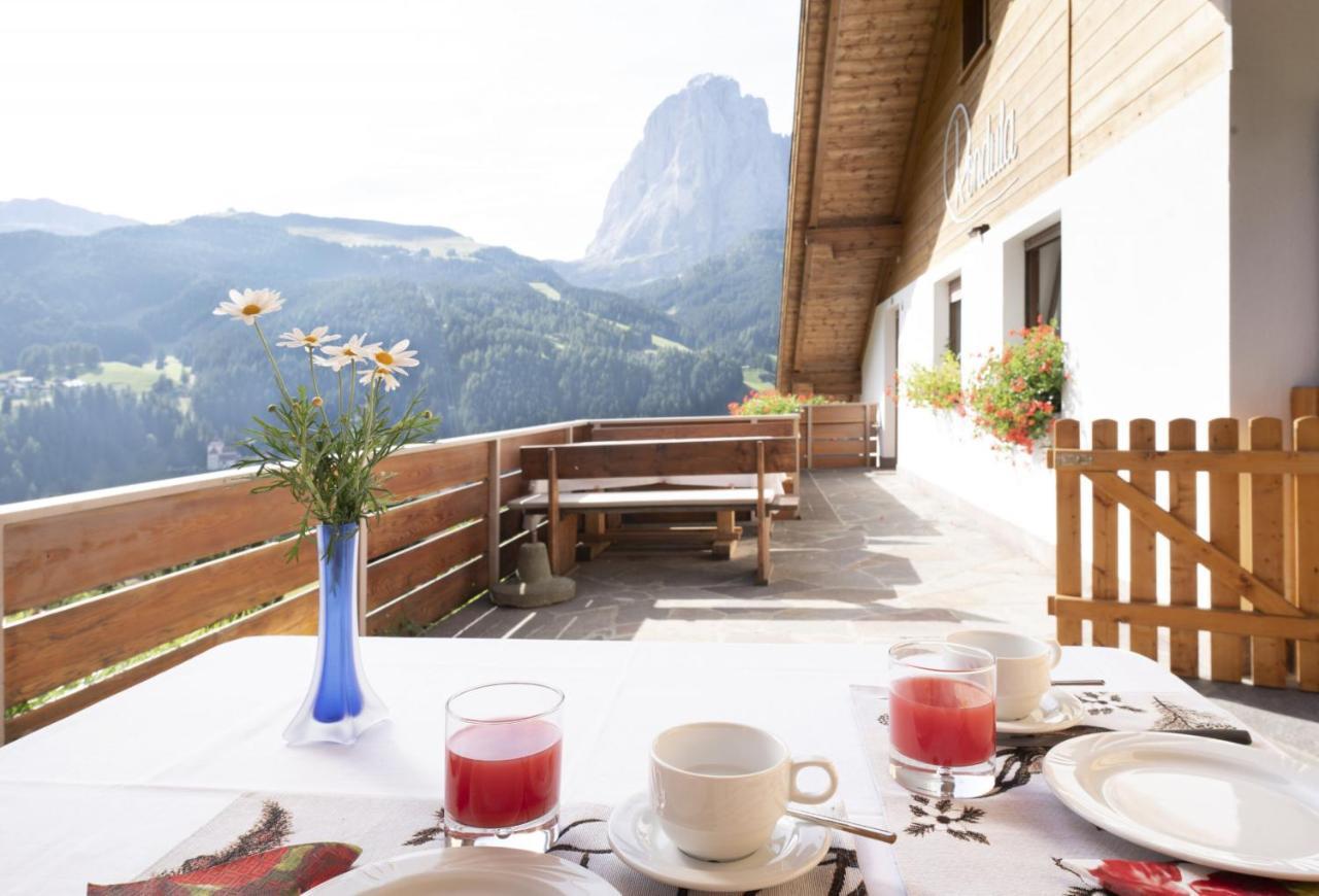 Apartments Rondula Santa Cristina Val Gardena Dış mekan fotoğraf